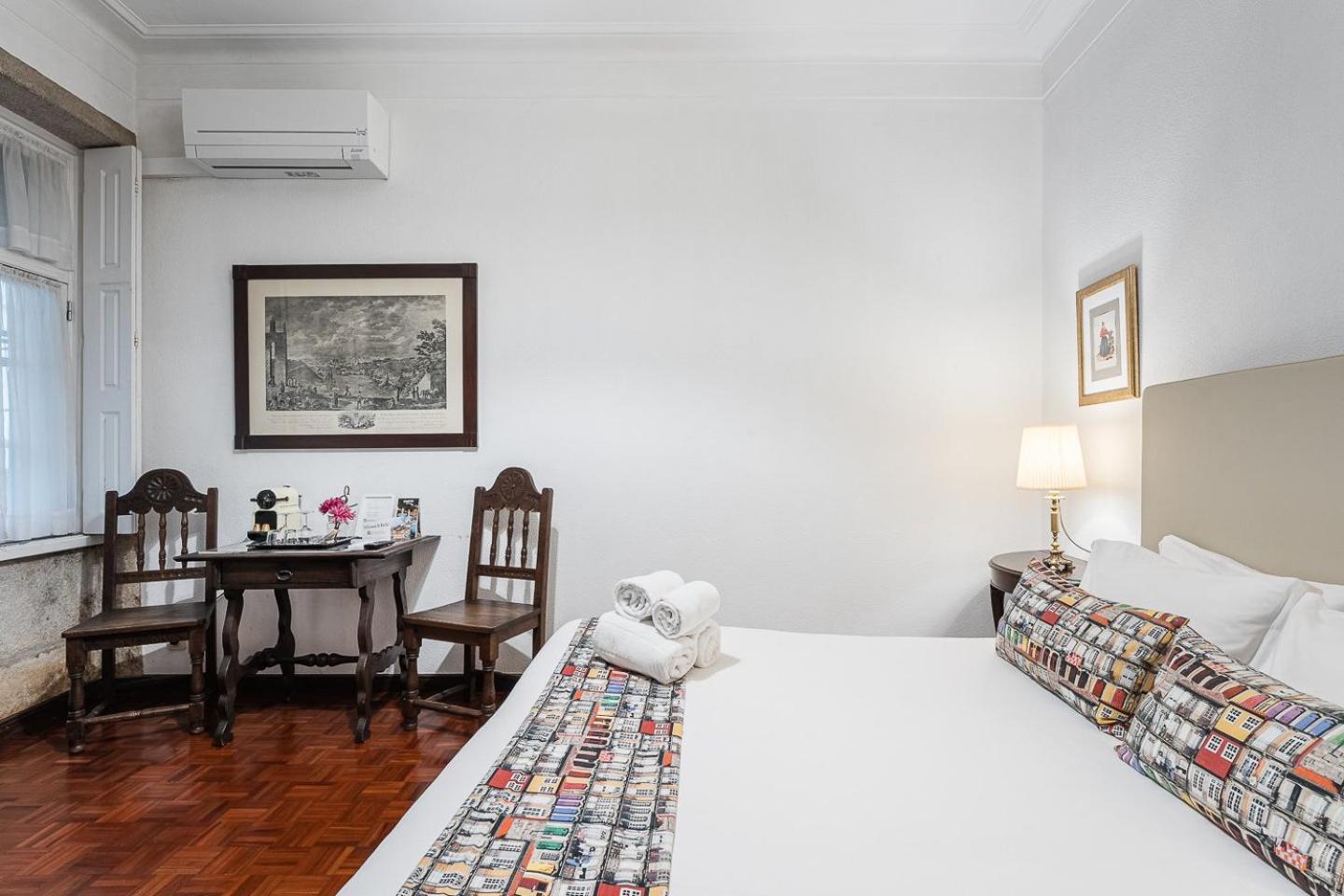 Suites In Flores Porto Exterior photo