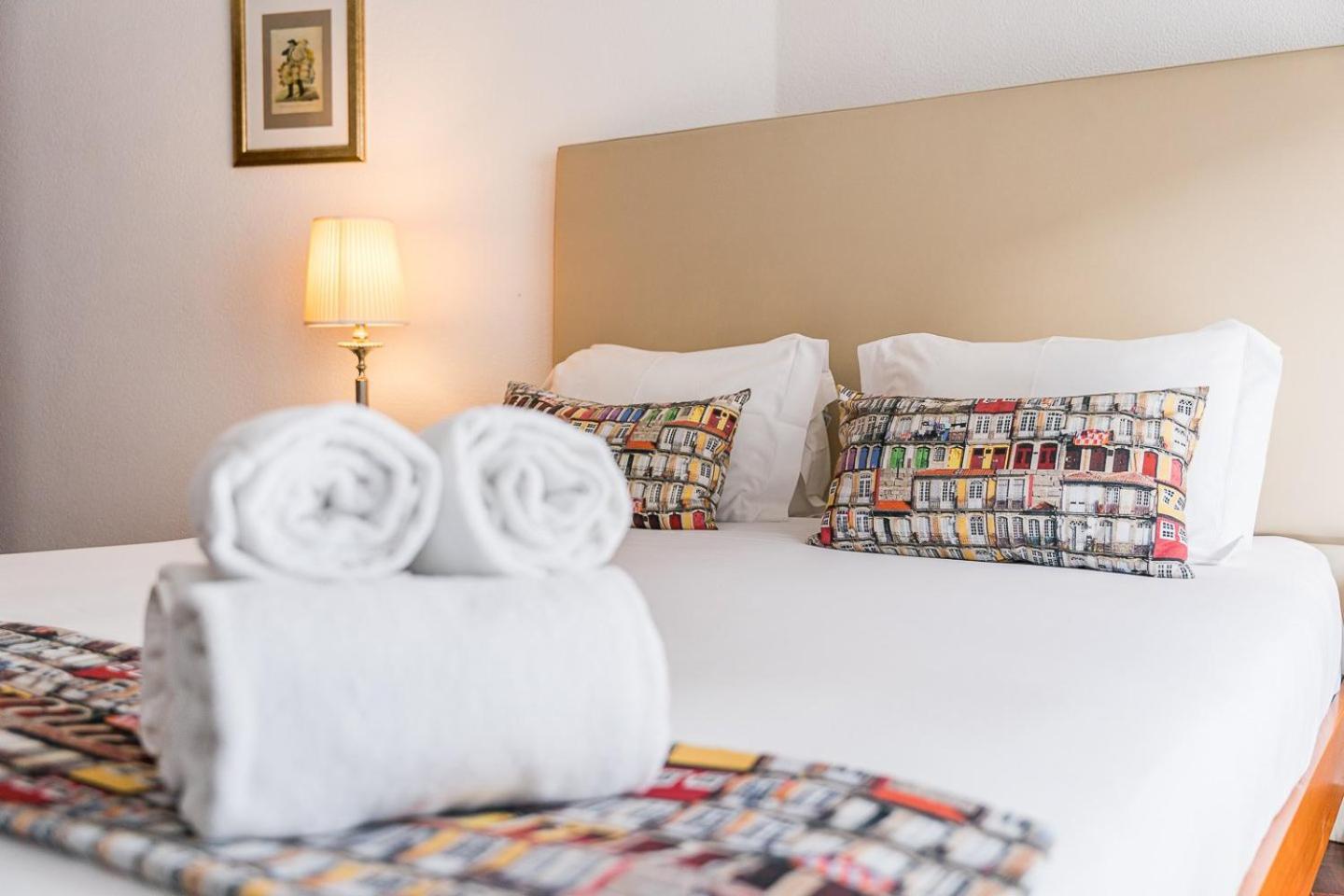 Suites In Flores Porto Exterior photo