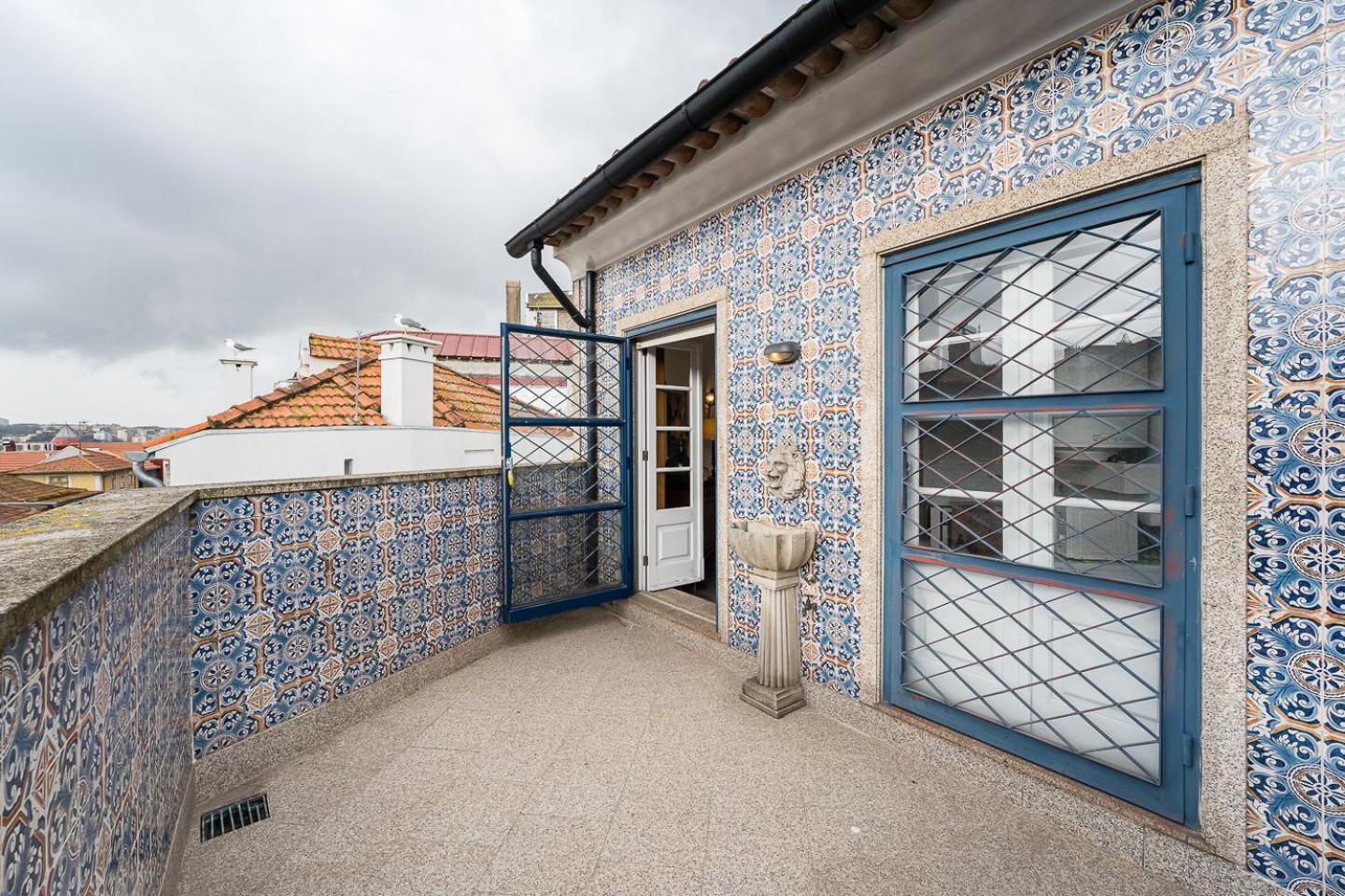 Suites In Flores Porto Exterior photo